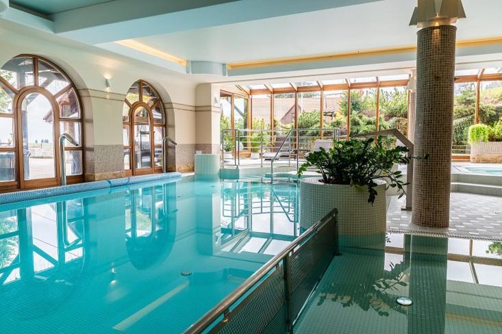 Vital&Spa Resort Szarotka เชลเลเนียซ ภายนอก รูปภาพ